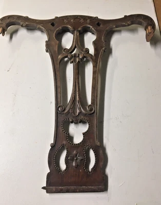 ANTIGUA SILLA CHIPPENDALE RIEL TRASERO TALLADO MADERA SALVAMENTO COMO ESTÁ Foto 1 de 4