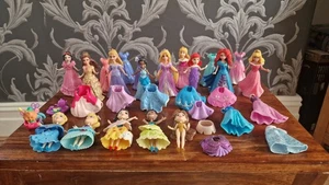 Disney Magiclip Princess Paquete Muñecas 14 Muñecas Con Trajes Extra Brillo - Imagen 1 de 11