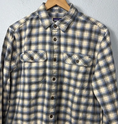 Patagonia Fjord Flannel Shirt M Midweight Organic Cotton Hiking Outdoor Shacket - Image 1 of 4