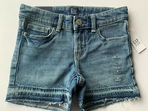 Girls GAP Denim Stretch Midi Shorts RRP £19.99 Ages 5, 6 or 7 - Picture 1 of 9