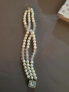Vintage 3 Strand Pearl And Clear Bead Bracelet With Rhinestone Clasp Signed... - Picture 1 of 3