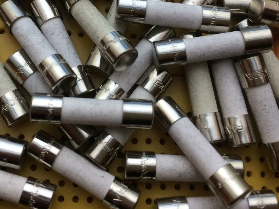 COOPER BUSSMANN 4A F4A 250V Fuse 5 x 20mm Fast Quick Blow Ceramic Cartridge Multi Qty