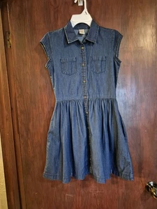 Arizona Jeans Girls Size 12 Denim Look Dress Button Front With Pockets - Picture 1 of 4