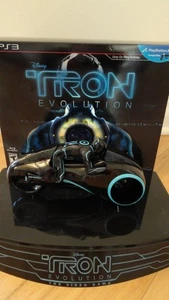 TRON LIGHT CYCLE & STAND Limited ed Collectors item Flynn - Picture 1 of 1