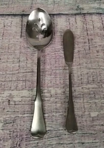 Oneida Community PATRICK HENRY Stainless Flatware Serving Spoon & Spreader - Picture 1 of 15