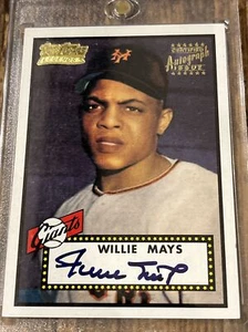 Willie Mays 2001 Topps Team Topps Legends 1952 AUTO Autograph - Picture 1 of 3