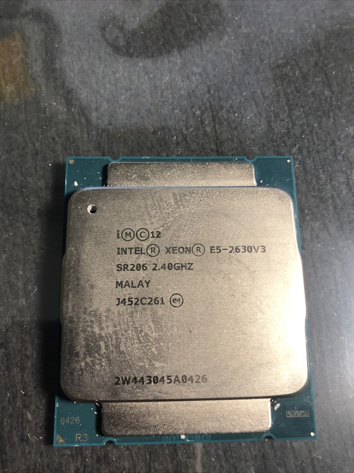 Processore CPU Intel Xeon E5-2630 V3 2.40GHz Socket LGA2011-3 (SR206) - Immagine 1 di 1