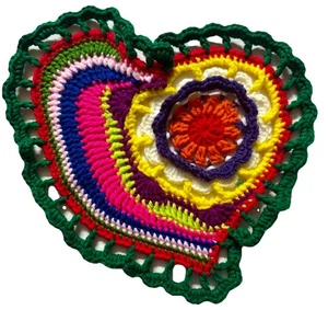 Green Heart Crochet Doily Table candle Mat centerpiece runner Handmade mandala - Picture 1 of 8