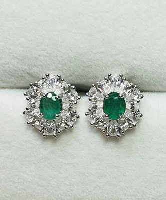 Aretes elegantes de plata de ley 925 con diamantes circonita cúbica esmeralda verde natural Foto 1 de 4