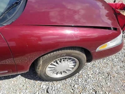 97 1997 LINCOLN MARK VIII FENDER RIGHT PASSENGER MAROON - Imagem 1 de 4