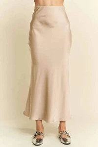 Davi & Dani High Waist Side Zip Satin Midi Skirt in Cream Beige NWT - Picture 1 of 4