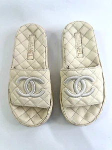 Chanel Cream Leather CC Flat Slides Size 36 EU - Picture 1 of 7