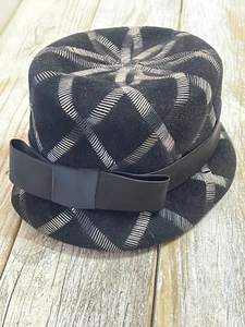 De Colección Sombrero Para Mujer Terciopelo Negro Grande Negro Satinado Arco/Diseño Roscado Cruzado - Imagen 1 de 8