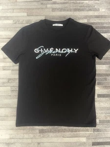 Givenchy Embroidered Signature Logo T-Shirt Size medium - Picture 1 of 5