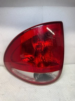 Luz trasera Chrysler Town&Country 2002 lado derecho RR 04857600 OEM (32/1) Foto 1 de 4