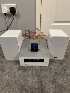 Onkyo CR-245 Hifi System Amp CD Radio+ iPod Dock + Onkyo Speakers - Picture 1 of 24