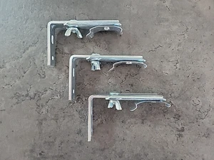 Vertical Blinds Mounting Brackets QTY 3 - Picture 1 of 4