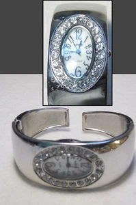 INFINITY Dressy Quartz Watch, ST Side Hinged Bracelet Band, RS Bezel,New Battery - Picture 1 of 4