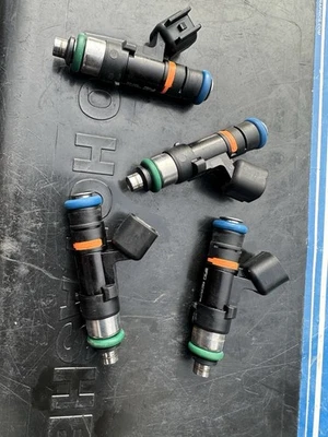 INYECTORES DE COMBUSTIBLE GRAMS 550CC PARA HONDA CIVIC SI S2000 ACURA RSX TSX K20 K24 F22 Foto 1 de 2