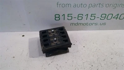 Mercedes-Benz Sprinter 2500 2019-2021 montaje de resorte de hoja delantera OEM Foto 1 de 4