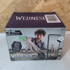 WOW! STUFF — Real FX “Thing” de Wednesday: Figura animatrónica de tamaño natural - Imagen 1 de 9