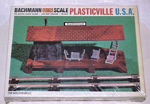 PLASTICVILLE BACHMANN 1817 LOADING PLATFORM KIT- 0-S NEW SEALED SURPLUS - Picture 1 of 2