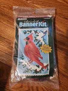 Kardinal Vogel Perlen Banner Kit The Beadery 10 x 14 5286 Neu in Verpackung einfache Perlen Handwerk - Bild 1 von 8