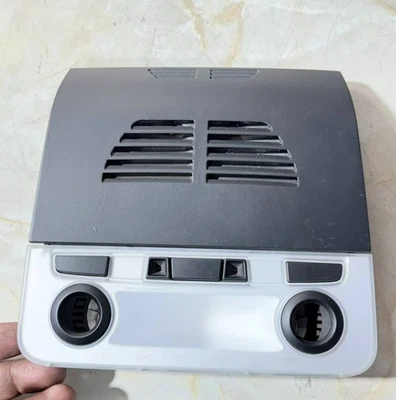 BMW 1 SERIES E87 INTERIOR ROOF LIGHT    9149671-01    2008 - image 1 of 4