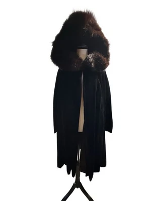 Бархатная лиса ILGWU? Мех отделка капюшон Opera пальто потрясающий 1950-х - Изображение 1 из 4