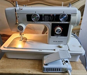 Janome New Home 632 Sewing Machine - Picture 1 of 17