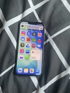 Apple iPhone 13 Pro Max With Mag Great Condition - Zdjęcie 1 z 3