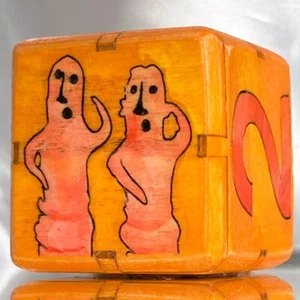 Bailarines Haniwa - Latidos de la Tierra Antigua - Cubo Doble Backgammon - 36 mm - Imagen 1 de 9