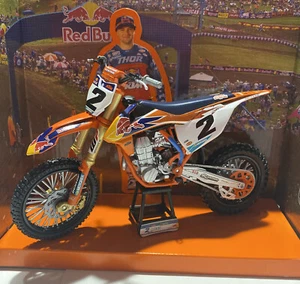 New-Ray 1:10 Scale Red Bull KTM 450 SX-F (Cooper Webb) for adults, unisex - Picture 1 of 3