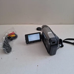 JVC GR-D720EK Mini DV Video Tape Camcorder w/Battery - Pixelated Play Back - Picture 1 of 7