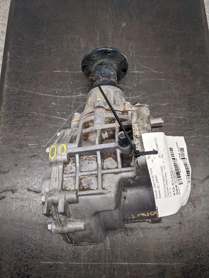 Transfer Case 2.4L 4 Cylinder Fits 11-13 SORENTO 1011196 - Image 1 of 4