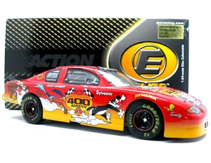 RCCA Elite 1:24 2002 Monte Carlo 400 Looney Tunes Rematch Event Car - Picture 1 of 11