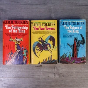 The Lord of the Rings JRR Tolkien 1965 Ace Paperbacks LOTR Trilogy Unauthorized - Foto 1 di 16