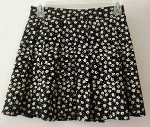 Girls SO Good For Life Pleated Mini Skirt Skort Black Floral Print Women's  XS - Picture 1 of 2