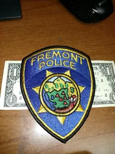 Parche Fremont California Departamento de Policía Nuevo Stock Antiguo - Imagen 1 de 2