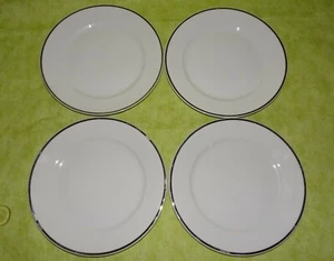 Juego de 4 platos de pan y mantequilla blancos ROSENTHAL 3471 adornos de platino Alemania - Imagen 1 de 5