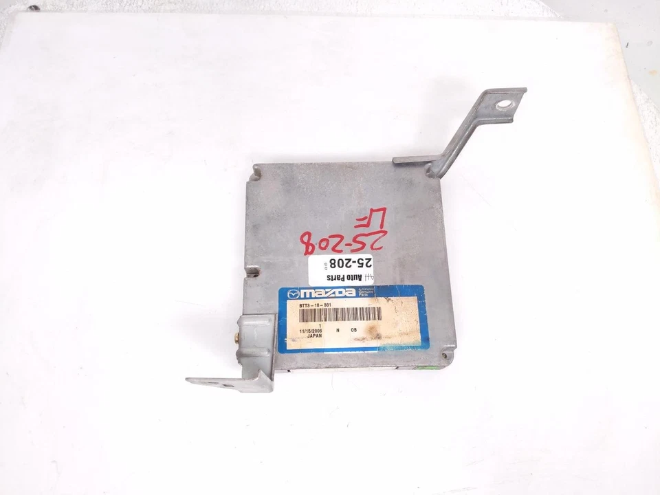 2001 Mazda Miata 1.8L Engine Control Module Btt3-18-881 *Manual Transmission - Image 1 of 4