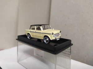 Fiat 1200 Gran Luce . Crema y negro . Brekina 22209 . Escala 1/87 - Imagen 1 de 7