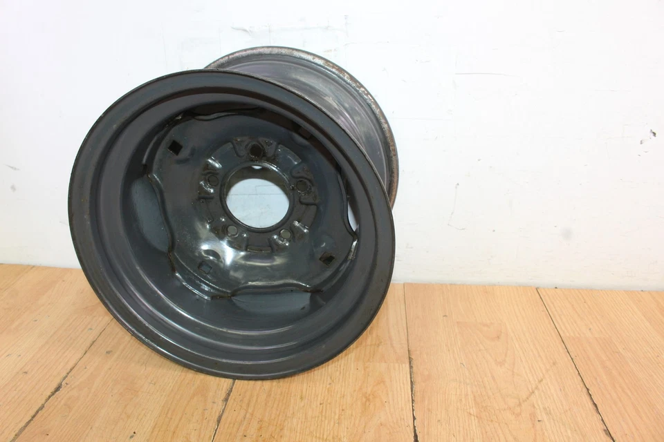 Kubota RTV1100 2010 diésel rueda delantera o trasera 12x8,5 5/115 Foto 1 de 4