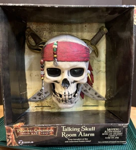 Alarma de sala de cráneo parlante de Piratas del Caribe de Disney Nueva en caja - Imagen 1 de 13