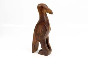 Estatuilla de pájaro de la selva, talla en madera - Imagen 1 de 10