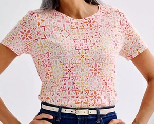 Croft & Barrow Women's Classic Tee Shirt Top Sz 3X - Coral Florish Tile -New - Picture 1 of 2