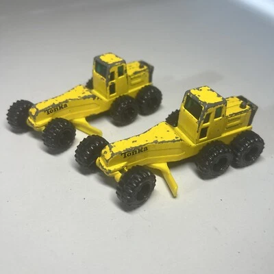 Lot Of 2 Tonka Bulldozer Road Grader Tonka Corp 1994 - Image 1 of 4