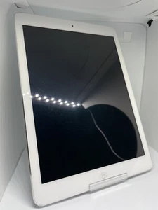Apple iPad Air WLAN A1475 9,7 Zoll Weiß / Aktivierungssperre DEFEKT  #4081 - Bild 1 von 2