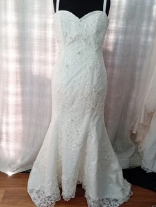 Wedding Dress size 16 ivory lace, check measurements, F - Picture 1 of 7