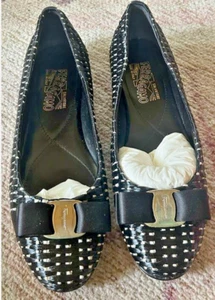 Brand New Salvatore Ferragamo sz 8.5 aa Varina Ballet Flats black/white 0370233 - Picture 1 of 6